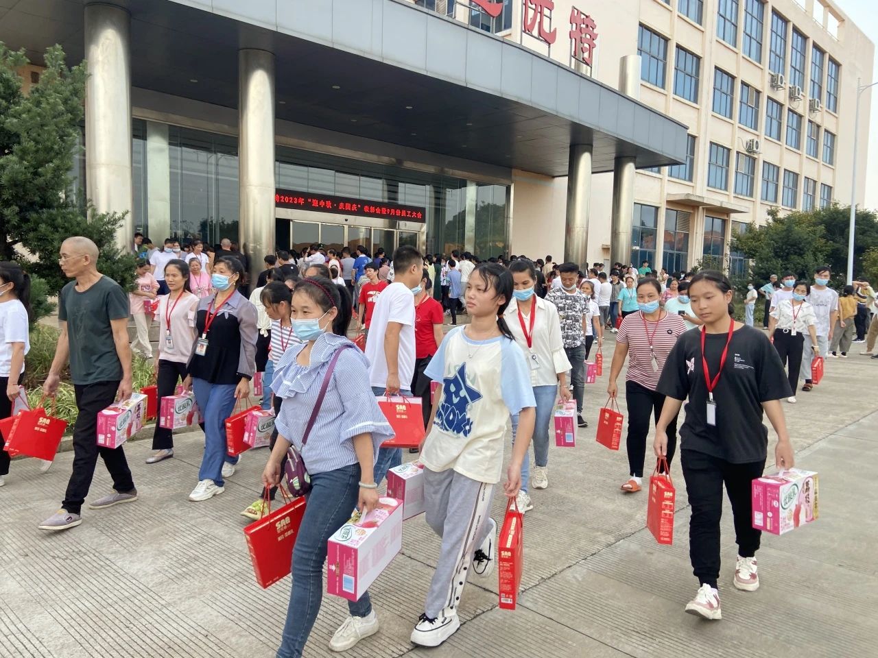 2779d315196b0e89706c389bfce98308.jpg 2779d315196b0e89706c389bfce98308.jpg